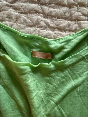 Forever 21 Lime green mini dress thumbnail 6