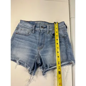 American‎ Eagle Outfitters Denim Shorts Womens Size 0 Light Wash Frayed thumbnail 4