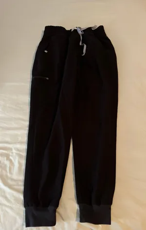 FIGS Jogger Scrub Pants thumbnail 1