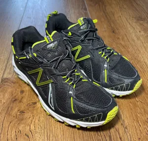 New Balance 610v2 All Terrain Running‎ Shoes Womens 6 Black Green WT610BG USA thumbnail 1