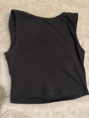 Grey Shein Crop Top thumbnail 2