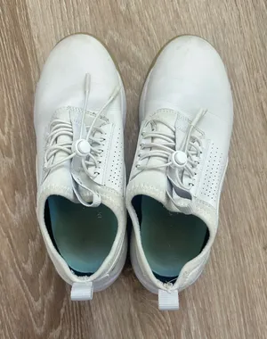 White cloves Size 7.5 thumbnail 1