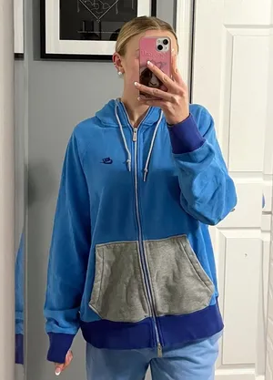 Vintage Nike Blue Colorblock Sweatshirt thumbnail 1