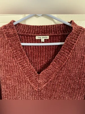 Rag Poets Burnt Maroon Knit V Neck Sweater size S thumbnail 2