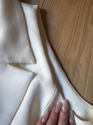 Meshki Cream Tailored Sleeveless Vest thumbnail 3