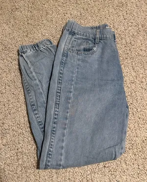Forever 21 Jogger Jeans thumbnail 2