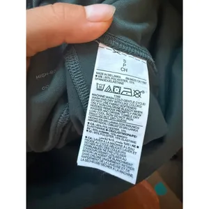 Old Navy Terrestrial Gray Hr Compression Shorts thumbnail 3