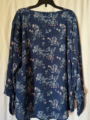 41 Hawthorn Stitch Fix Tie Sleeve Floral Blouse Womens -Large Petite thumbnail 2