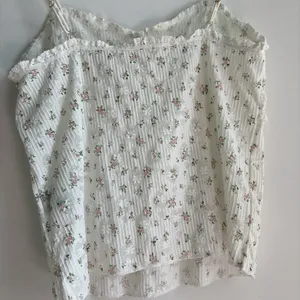 POL Cream Ruffled Camisole Top thumbnail 3