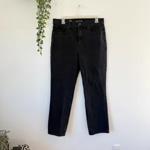 J. Crew Classic Straight Jean in Washed Black Sz 28 thumbnail 2