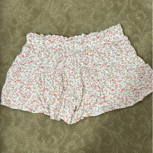 Aeropostale Floral Shorts Flowy thumbnail 3