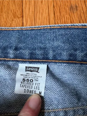 🪩 Vintage Y2K Levi’s Jeans 🪩 thumbnail 4