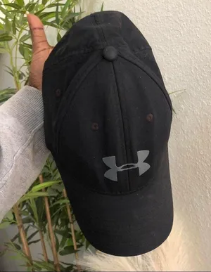 Under Armour Preloved Black baseball cap hat Size Med, elastic head band stretchy thumbnail 1
