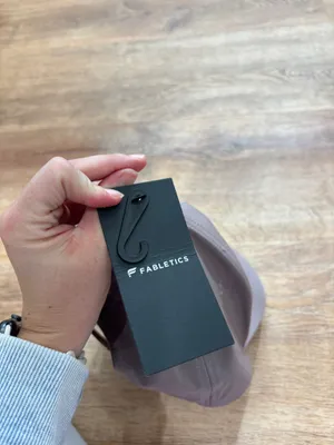 Brown fabletics hat  thumbnail 5