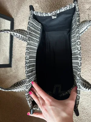 Marc Jacobs Tote thumbnail 6