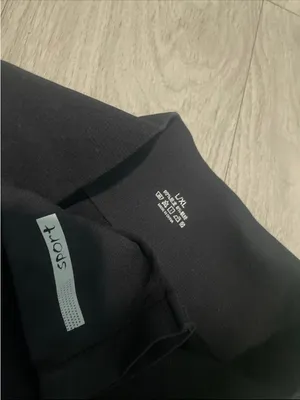Black Athletic Leggings with Reflective Hem Tab thumbnail 2