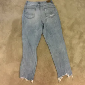 American Eagle curvy mom jeans thumbnail 6