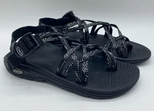 NWOT Chaco Black White Strappy Toe Strap Gorpcore Outdoor Sandals Water Women 7 thumbnail 1