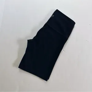 NEW Aritzia TNAction Hi-Rise 7" Short Biker Black thumbnail 8