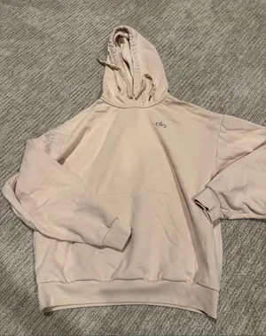 ALO Yoga Accolade Hoodie thumbnail 1