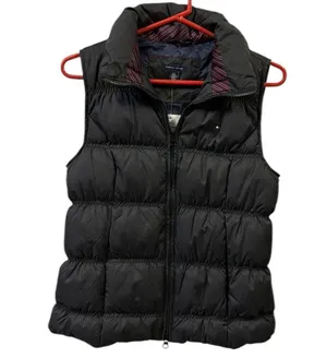Tommy Hilfiger Black Down and Feather Puffer Full Zip Vest with pockets Small thumbnail 3