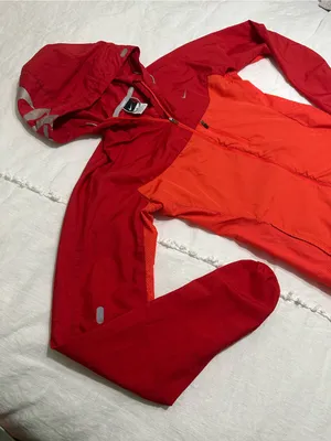 Nike rain jacket thumbnail 2