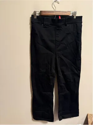 Spanx Cropped Flare Jeans Black- Size Large thumbnail 4