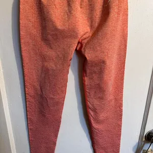 Gymshark Ombre Seamless Leggings Coral Pink Women's Activewear Size Small thumbnail 2