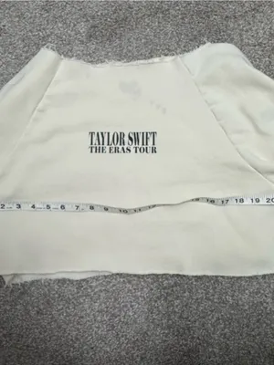 Taylor Swift The Eras Tour Cream Cropped off shoulder Sweatshirt Women Med thumbnail 4