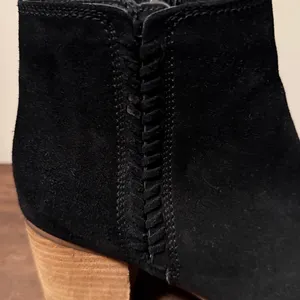 Blondo Waterproof Black Suede‎ Ankle Boot Sz- 8M B44 thumbnail 5