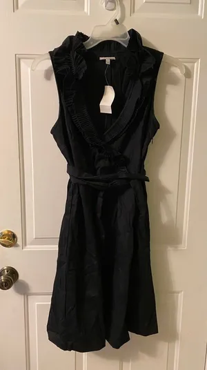 Gorgeous NWT: Maurices Black ruffle neck wrap Dress size 14 thumbnail 1