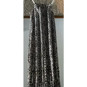 VLD‎ Women's Black And White Geometric Design sleeveless maxi dress size Large thumbnail 7