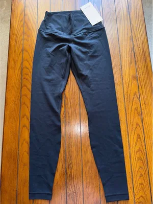 Lululemon Align High Rise 28” Black Size 6 NWT thumbnail 3