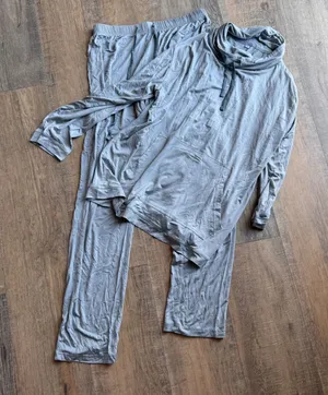 Emirates First Class Loungewear Set Sage Green Modal Cowl Shirt Pants Womens S/M thumbnail 1