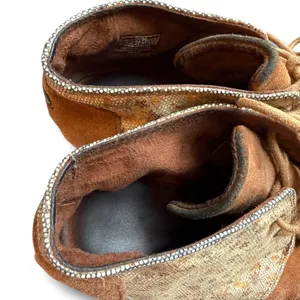TOMS Desert Wedge Booties Womens 6.5 Tan Suede Metallic Floral Ankle Boots thumbnail 8