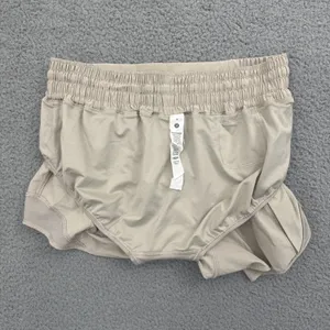 Lululemon Hotty Hot High Rise Shorts 2.5" Taupe Athletic Athleisure Women's 8 thumbnail 5
