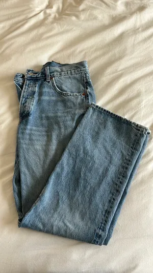 ZARA Jeans thumbnail 2