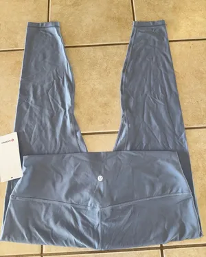 Lululemon Align High Rise 28” Chambray Size 18 NWT thumbnail 1