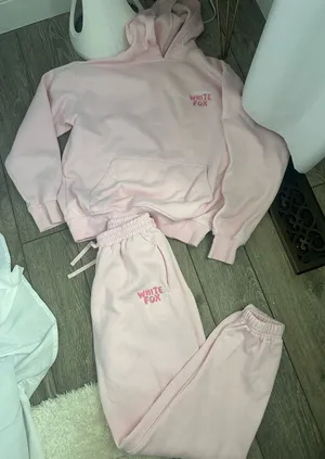 White Fox Set Boutique thumbnail 1