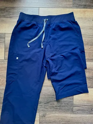 FIGS Scrub Pants thumbnail 1