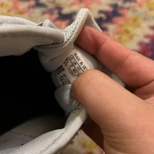 Adidas bounce sneakers 8.5‎ thumbnail 9