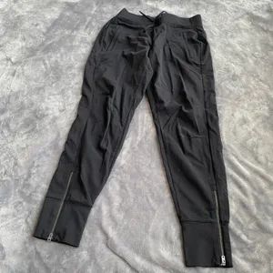 Athleta metro street jogger thumbnail 5