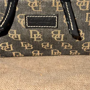 Dooney & Bourke Y2K Black and Tan Monogram Shoulder Bag thumbnail 2