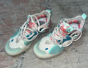 Basket ball shoes Blue Size 6 thumbnail 1