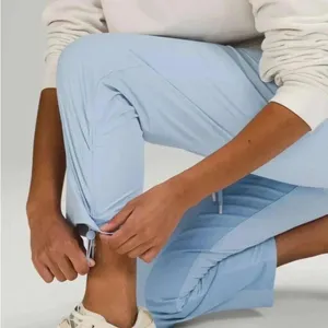 Lululemon Beyond the Studio Blue Linen size 8 thumbnail 2