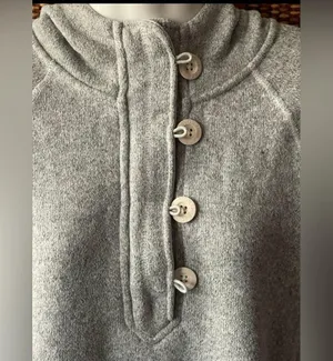 The North Face pullover woman's size M thumbnail 3