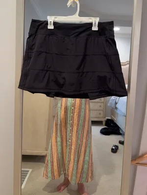 Lululemon Pace Rival Skirt Black Size 8 thumbnail 1