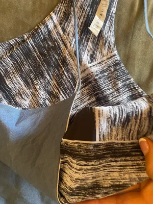 Lululemon Top thumbnail 4