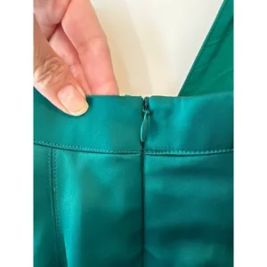 Anthropologie Green Sleeveless Plunge Satin Mini Holiday Cocktail Dress Size 10 thumbnail 6