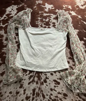 Free People give me butterflies top size small thumbnail 1